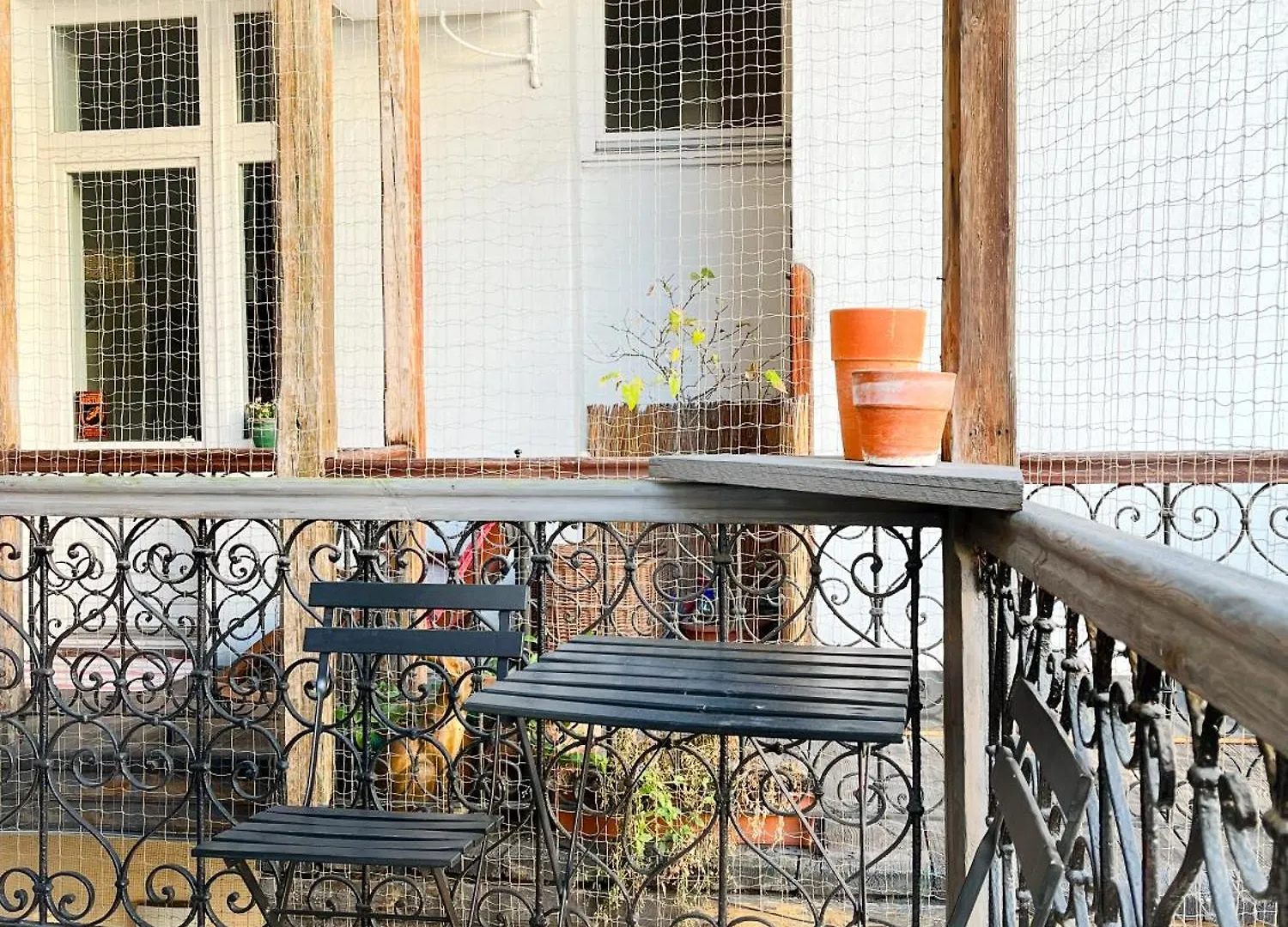 Elegant And Cozy Apartment With Balcony, In The Heart Of Krakow