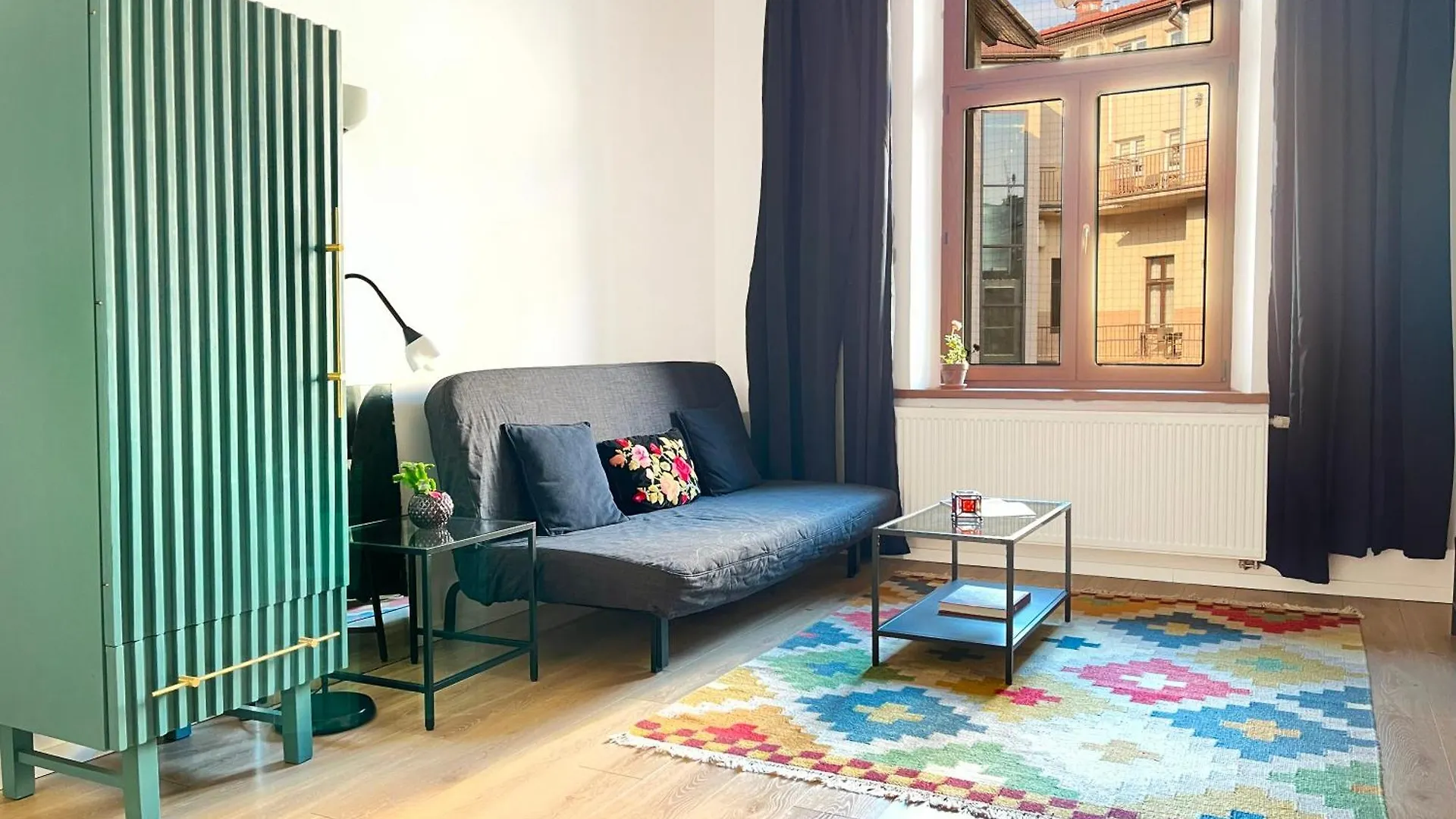 Elegant And Cozy Apartment With Balcony, In The Heart Of Krakow