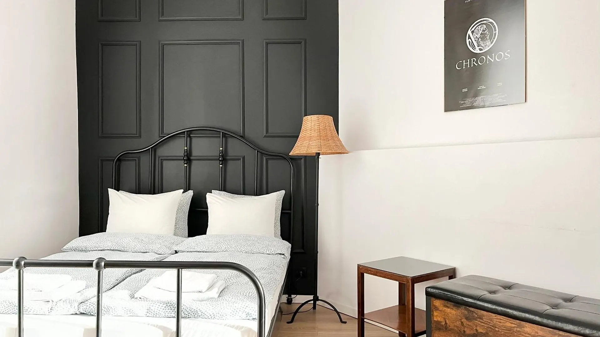 Elegant And Cozy Apartment With Balcony, In The Heart Of Krakow