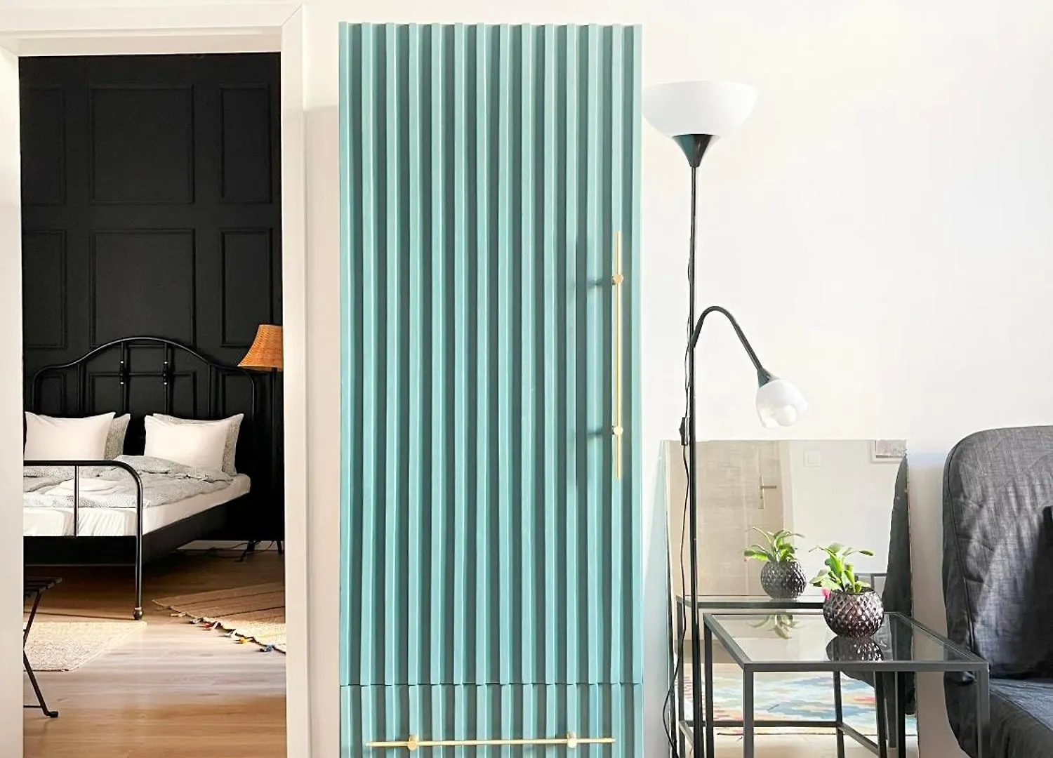 Elegant And Cozy Apartment With Balcony, In The Heart Of Krakow Poland